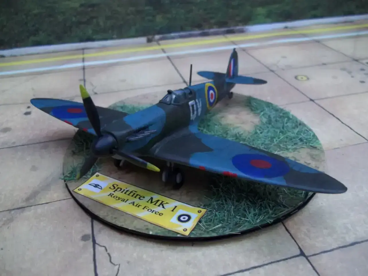 SPITFIRE MK 1 RAF maquetas-armadas.com