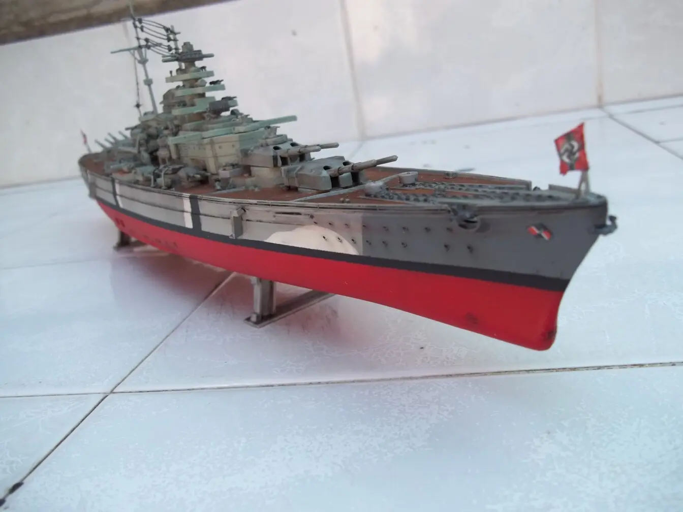 TIRPITZ 1/570 MAQUETAS-ARMADAS.COM